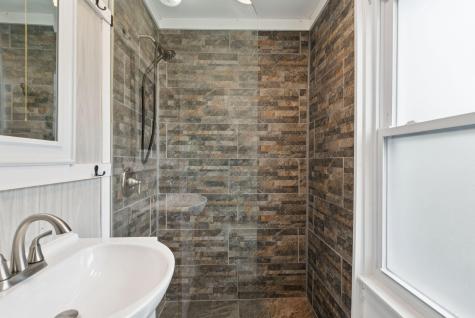 14 Yarmouth Road Gray ME 04039