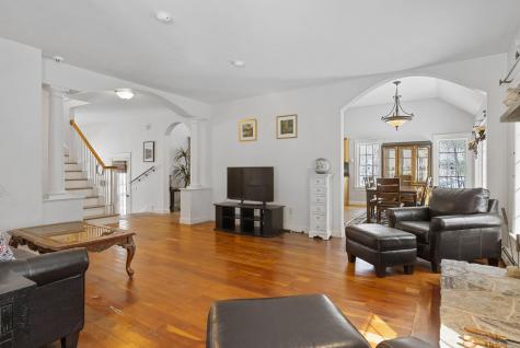 305 Southside Road York ME 03909