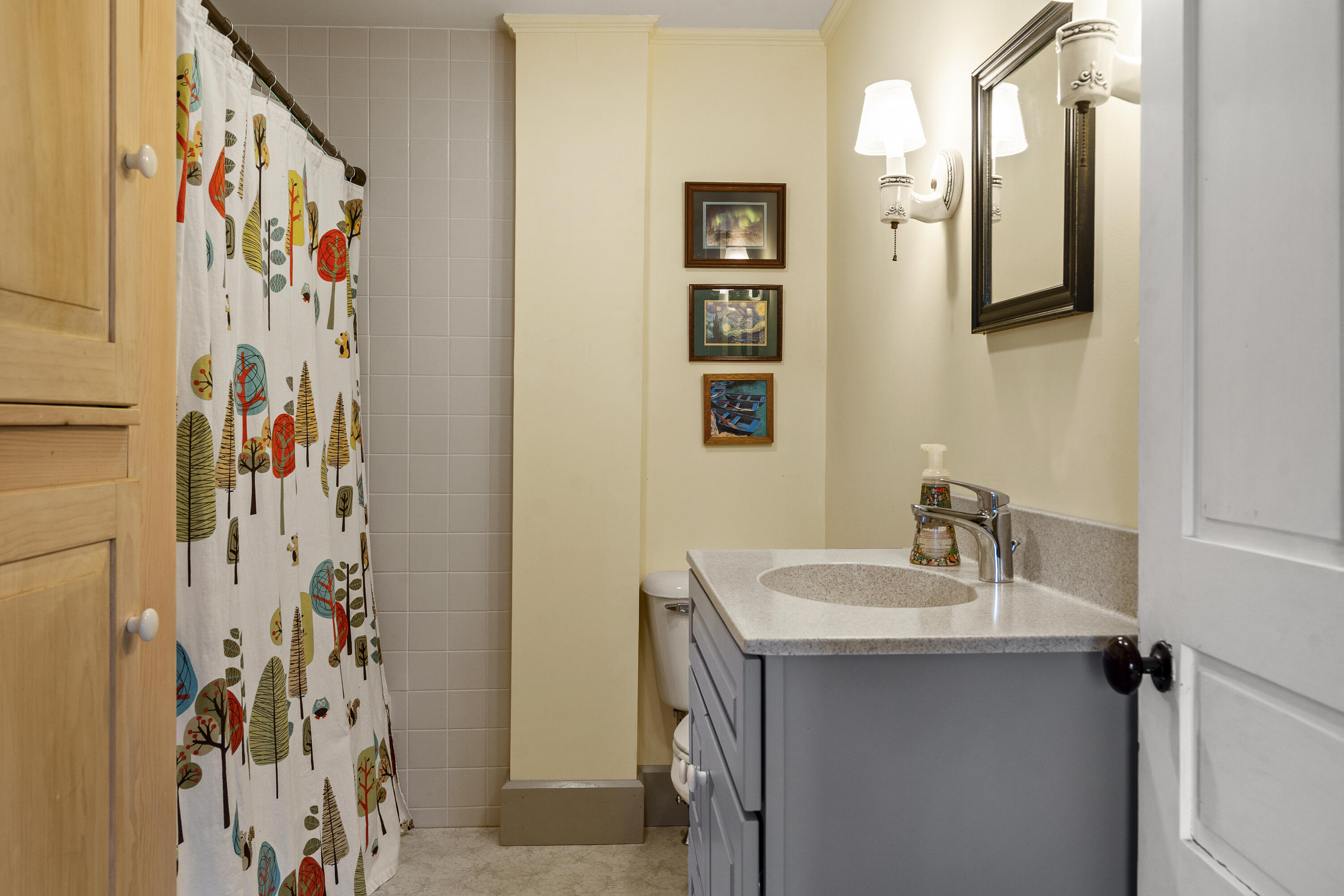 15 High Street Damariscotta ME 04543