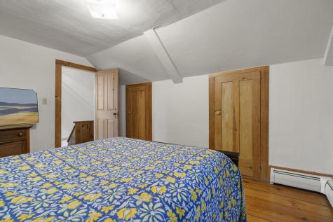 15 High Street Damariscotta ME 04543