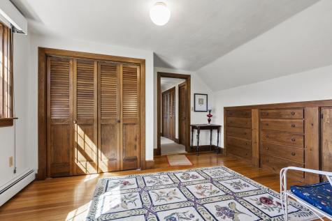 15 High Street Damariscotta ME 04543