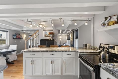 2 Cross Street Kennebunk ME 04043