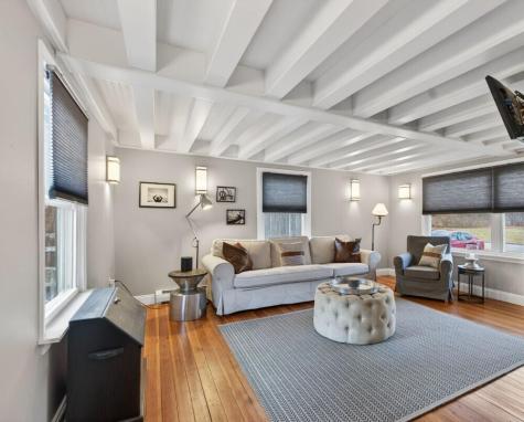 2 Cross Street Kennebunk ME 04043