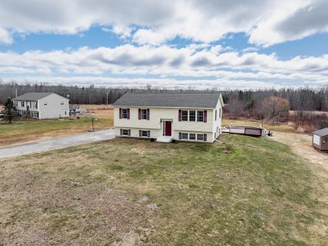 190 Smith Road Hermon ME 04401