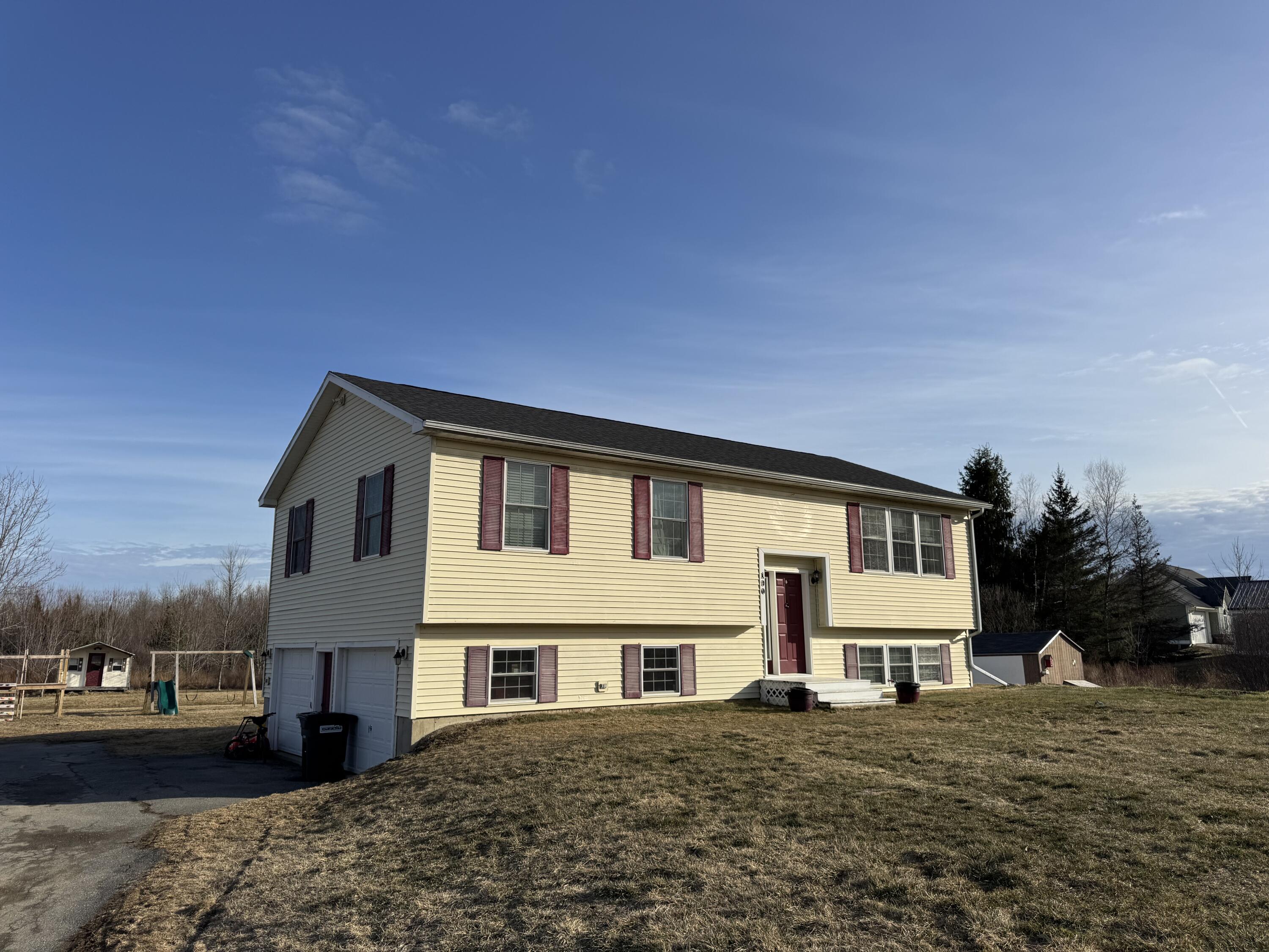 190 Smith Road Hermon ME 04401