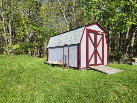 21 Martin Drive Lewiston ME 04240
