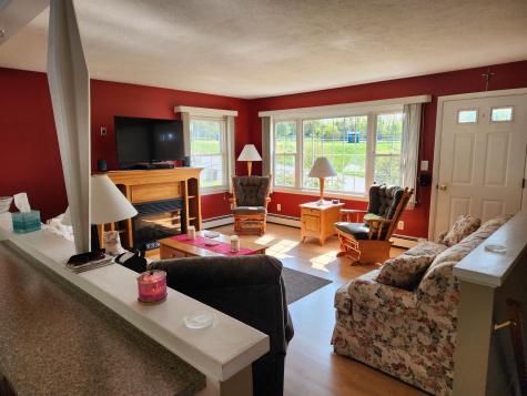 21 Martin Drive Lewiston ME 04240