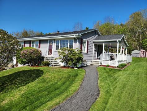 21 Martin Drive Lewiston ME 04240