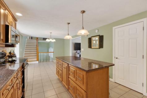 10 Tow Road Biddeford ME 04005