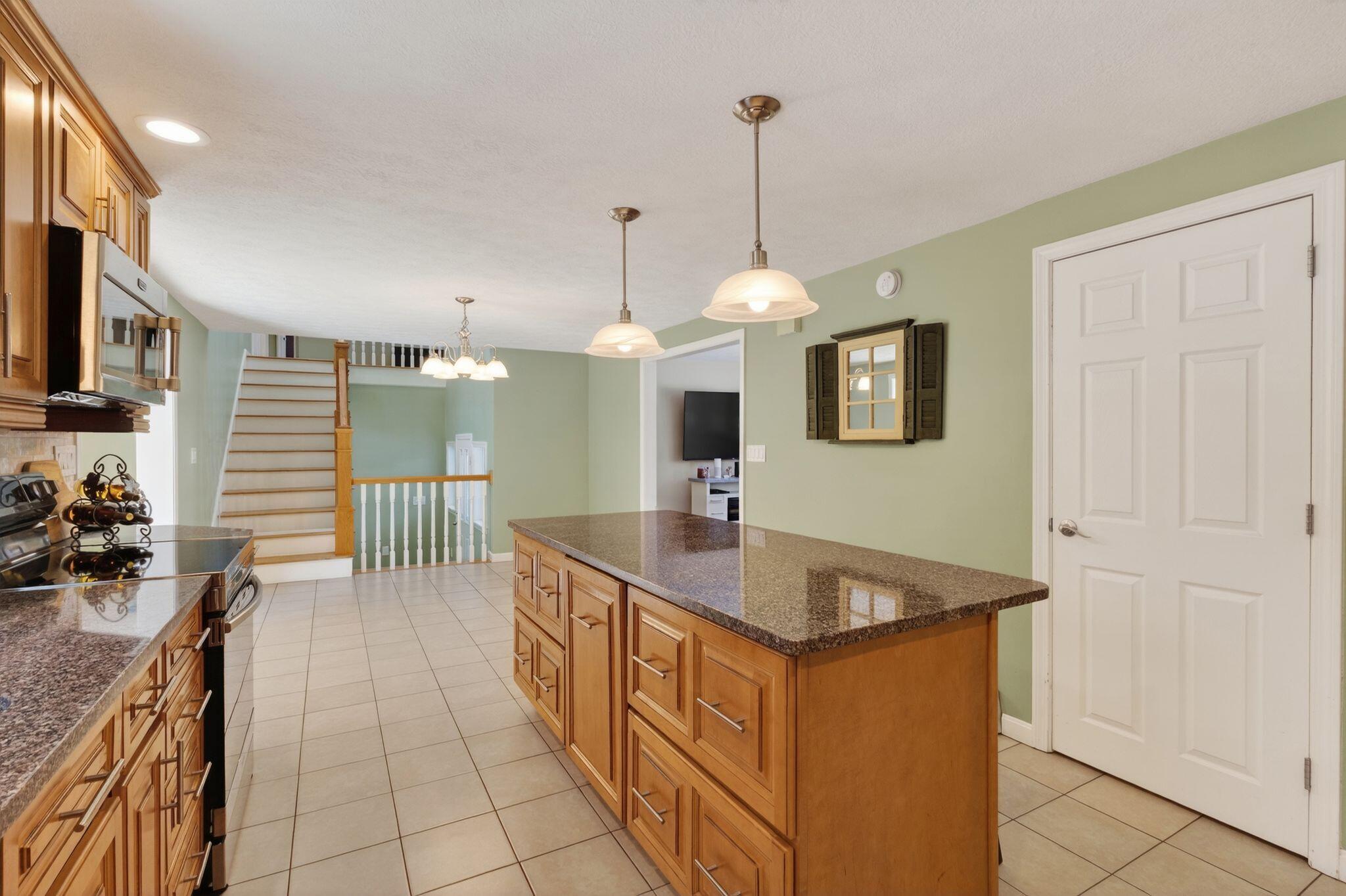 10 Tow Road Biddeford ME 04005