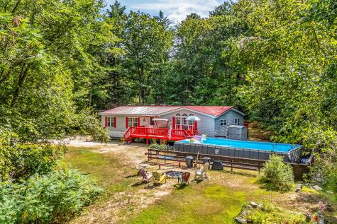 17 Harmon's Corner Road Auburn ME 04210