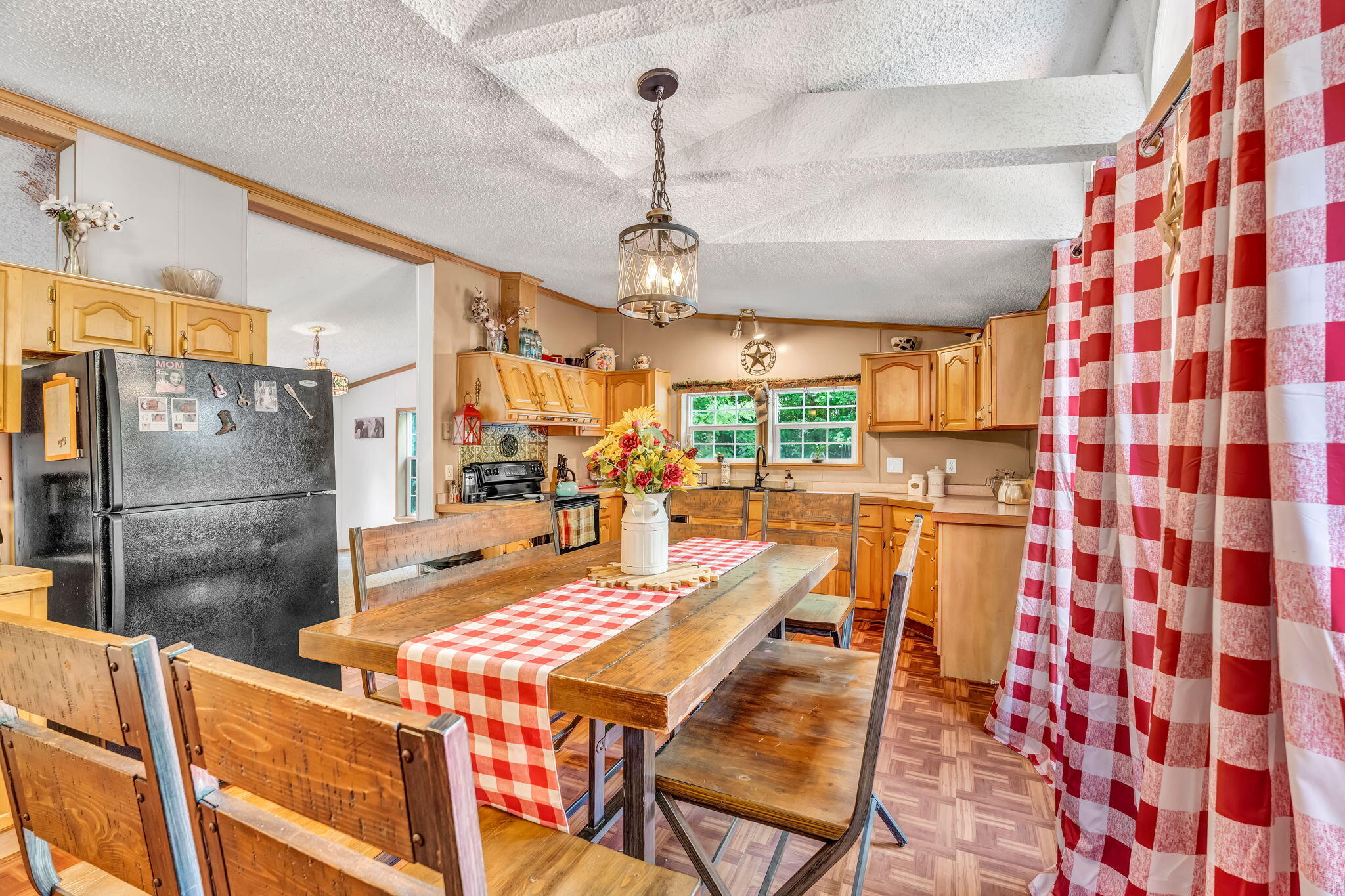 17 Harmon's Corner Road Auburn ME 04210