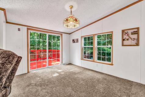 17 Harmon's Corner Road Auburn ME 04210