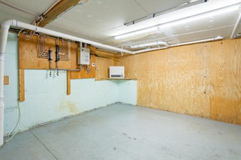 70 Edes Brook Road Temple ME 04984