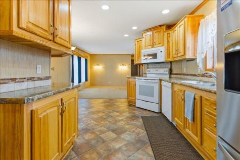 29 Elwell Lane Brunswick ME 04011