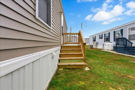 29 Elwell Lane Brunswick ME 04011