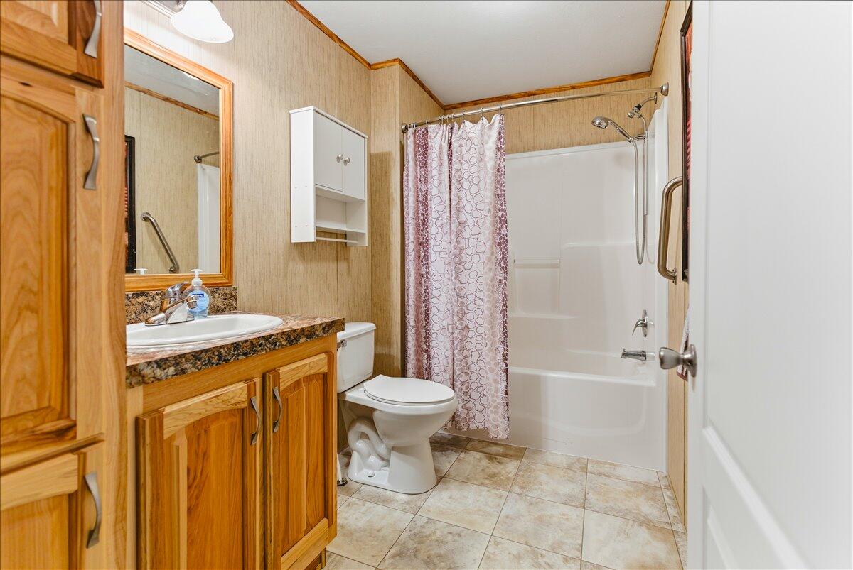 29 Elwell Lane Brunswick ME 04011