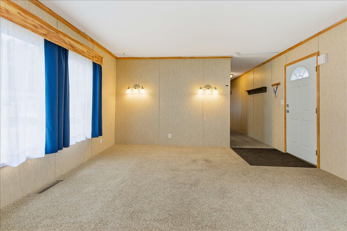 29 Elwell Lane Brunswick ME 04011