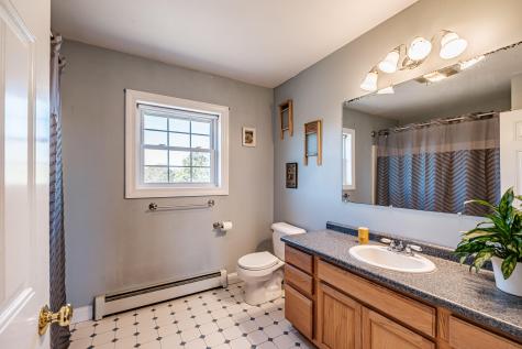 8 Mikes Way Limington ME 04049