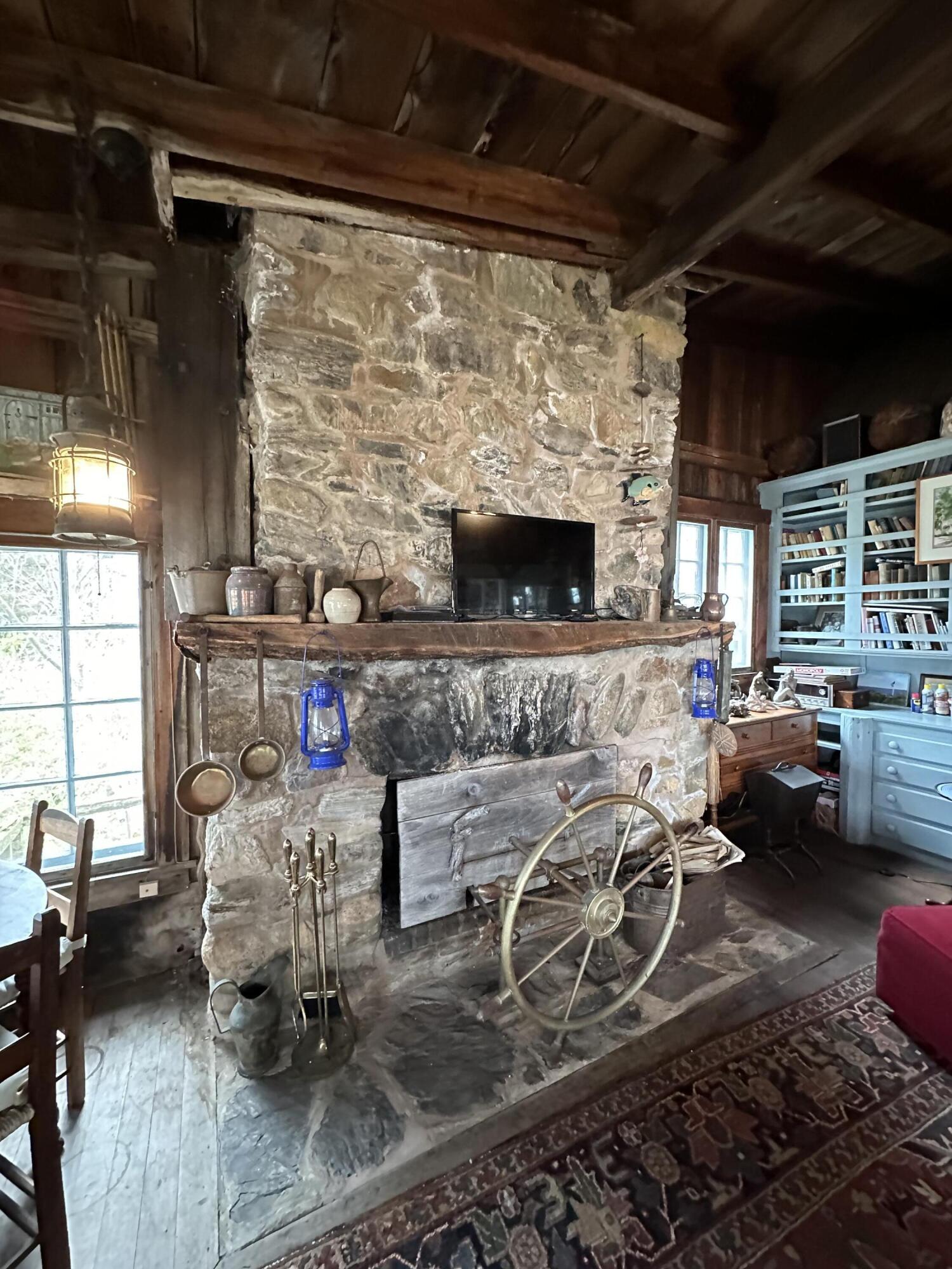 41 Circuit Road York ME 03902