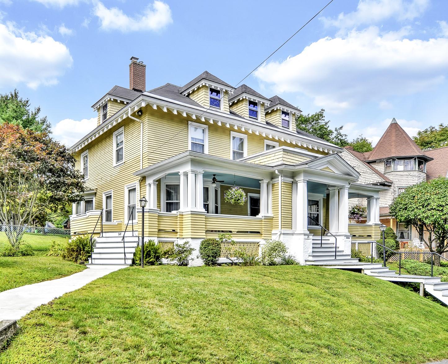 28 Beacon Avenue Auburn ME 04210