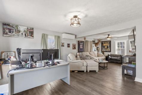 32 Grove Street Lewiston ME 04240