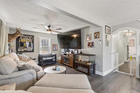 32 Grove Street Lewiston ME 04240