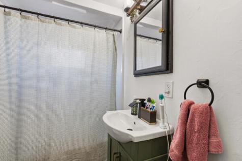 32 Grove Street Lewiston ME 04240