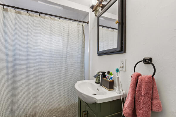 32 Grove Street Lewiston ME 04240