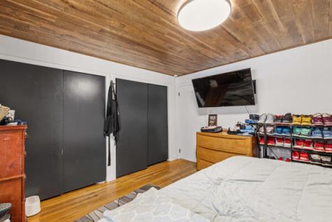 32 Grove Street Lewiston ME 04240