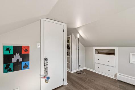 32 Grove Street Lewiston ME 04240