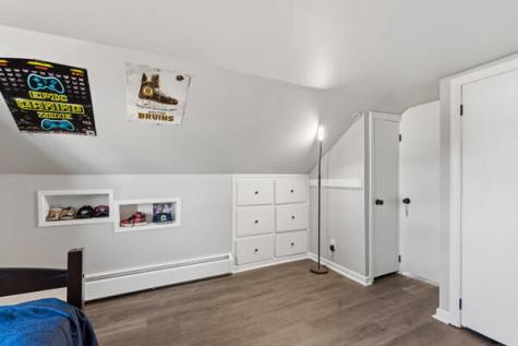 32 Grove Street Lewiston ME 04240