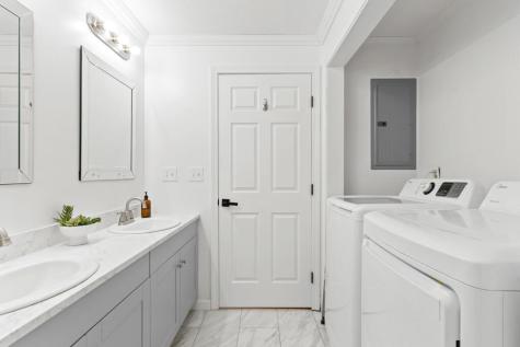 103 Manning Drive West Gardiner ME 04345