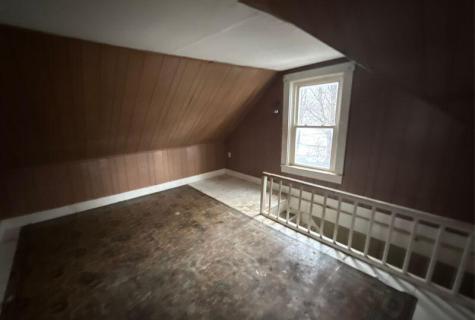 42 Maple Street Brewer ME 04412