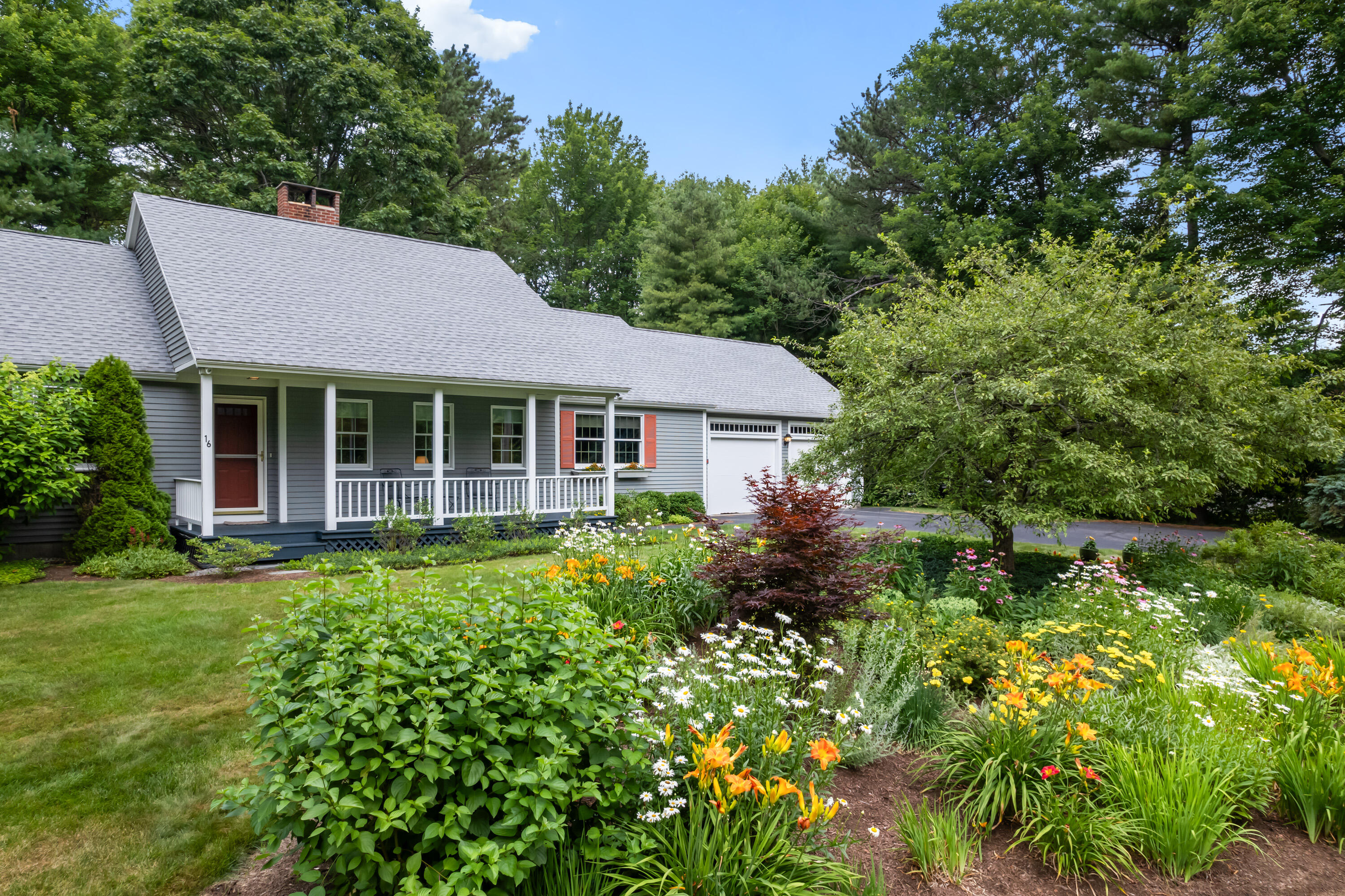 16 Locust Lane Brunswick ME 04011