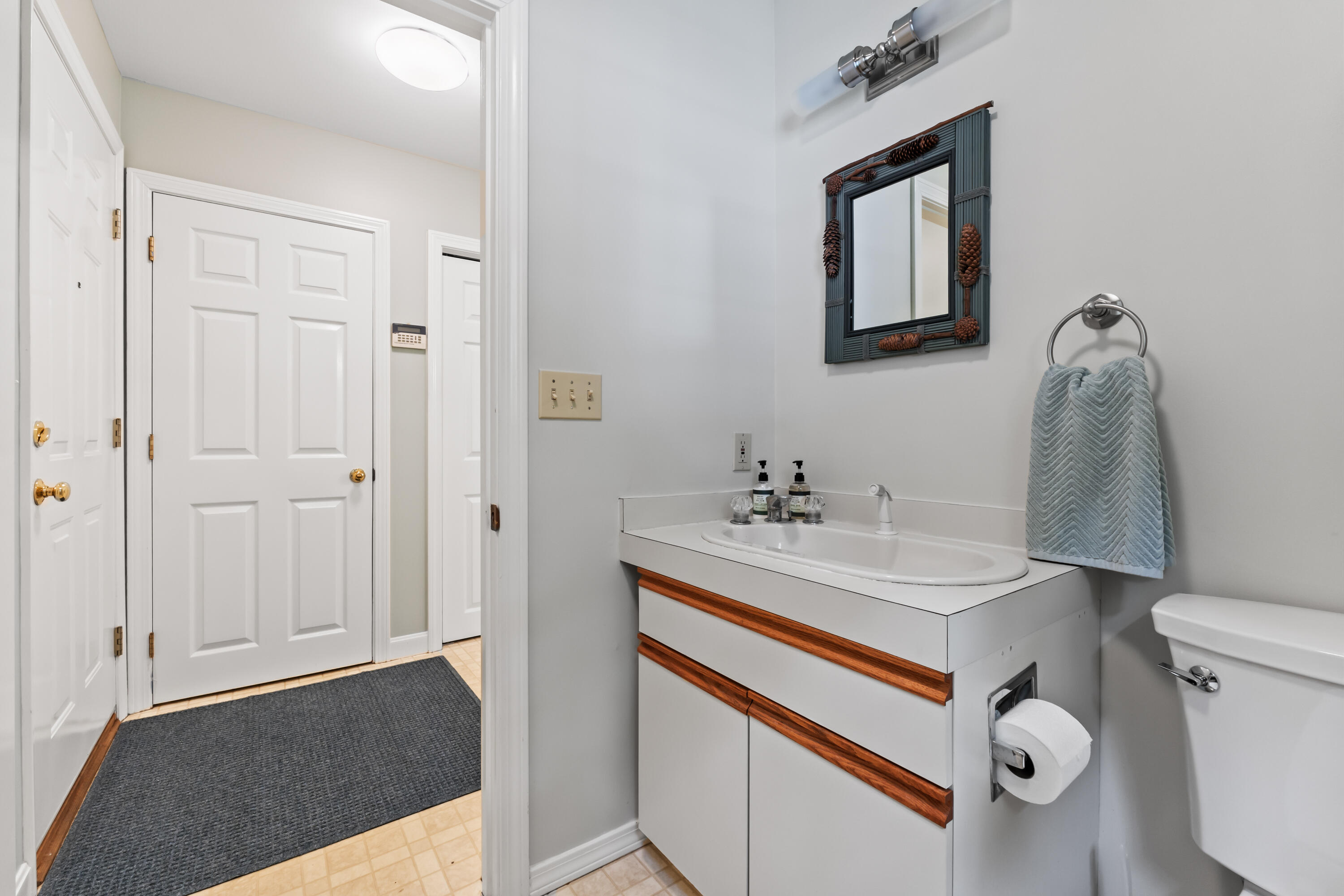 16 Locust Lane Brunswick ME 04011