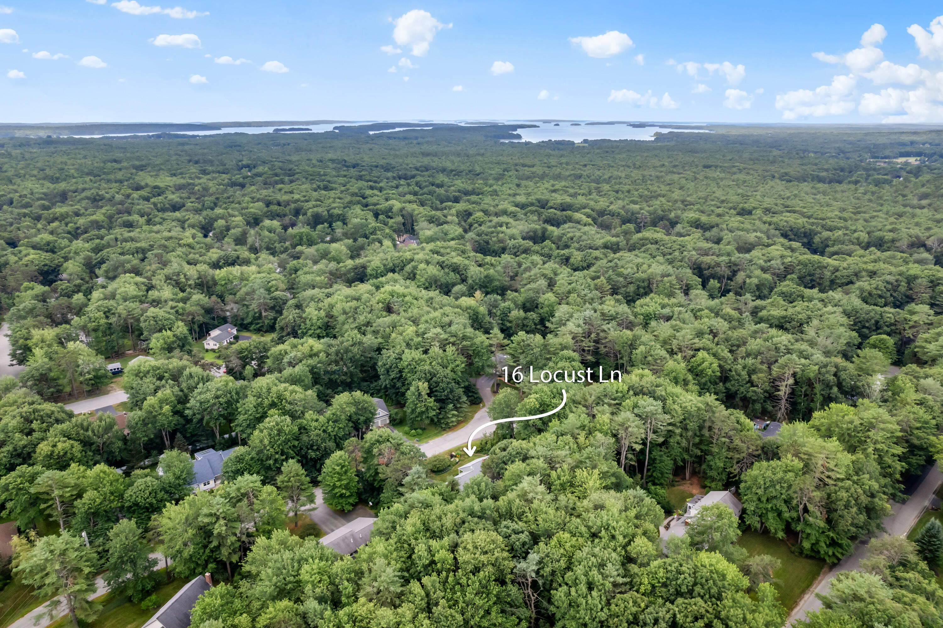 16 Locust Lane Brunswick ME 04011