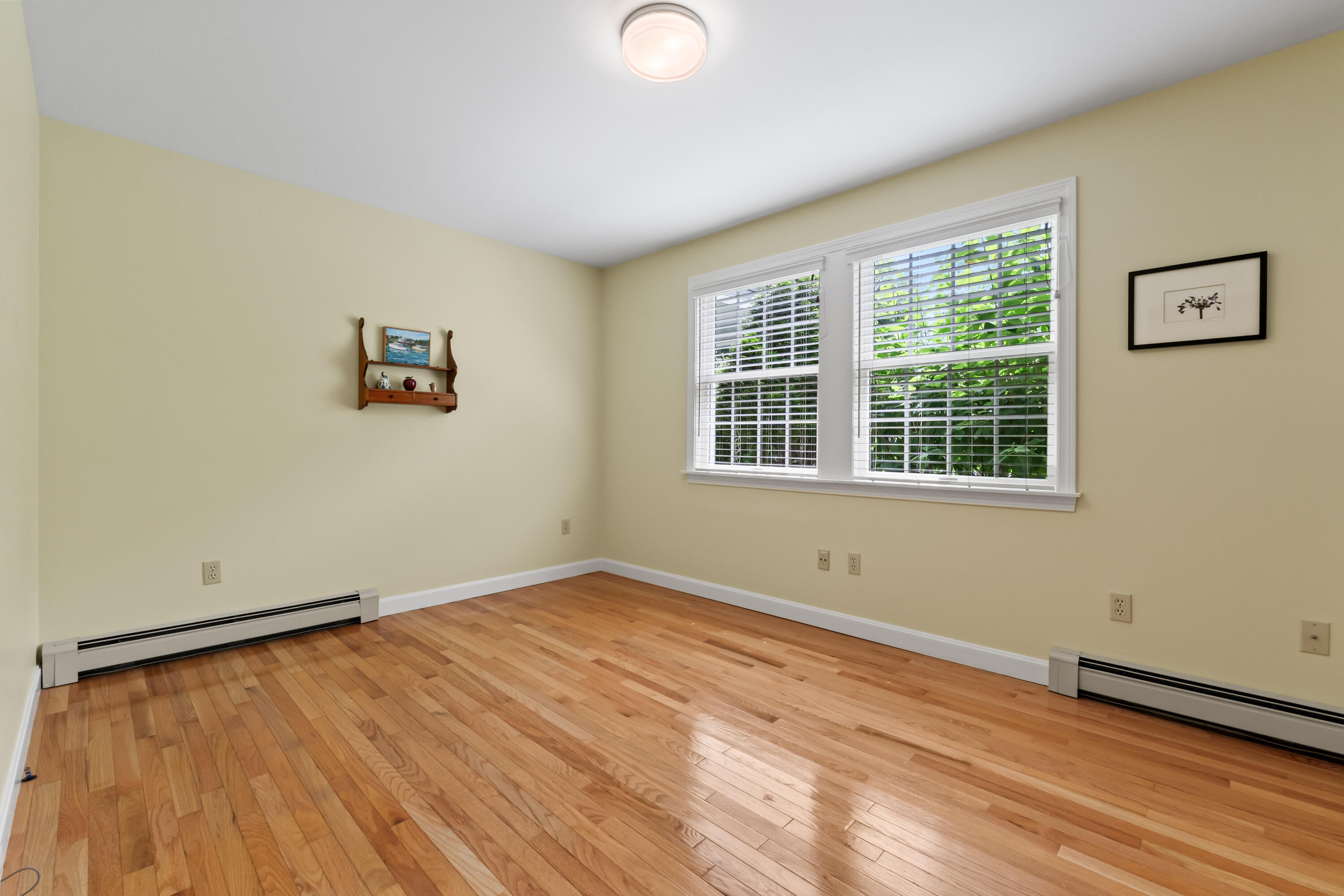 16 Locust Lane Brunswick ME 04011