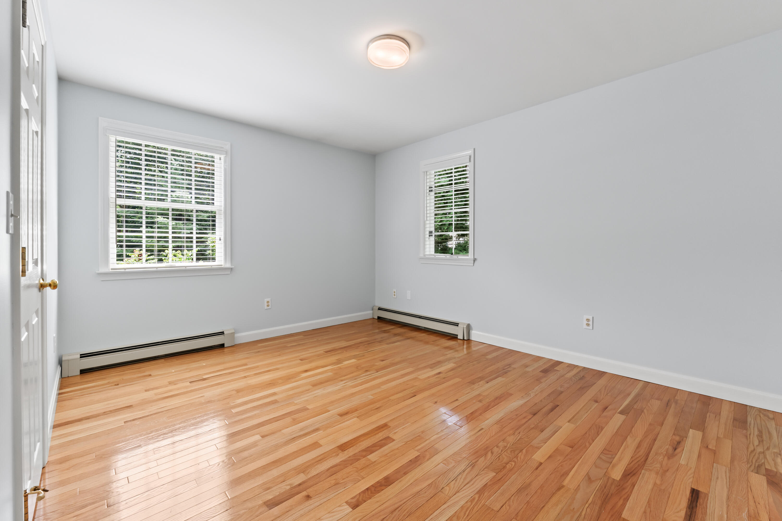16 Locust Lane Brunswick ME 04011