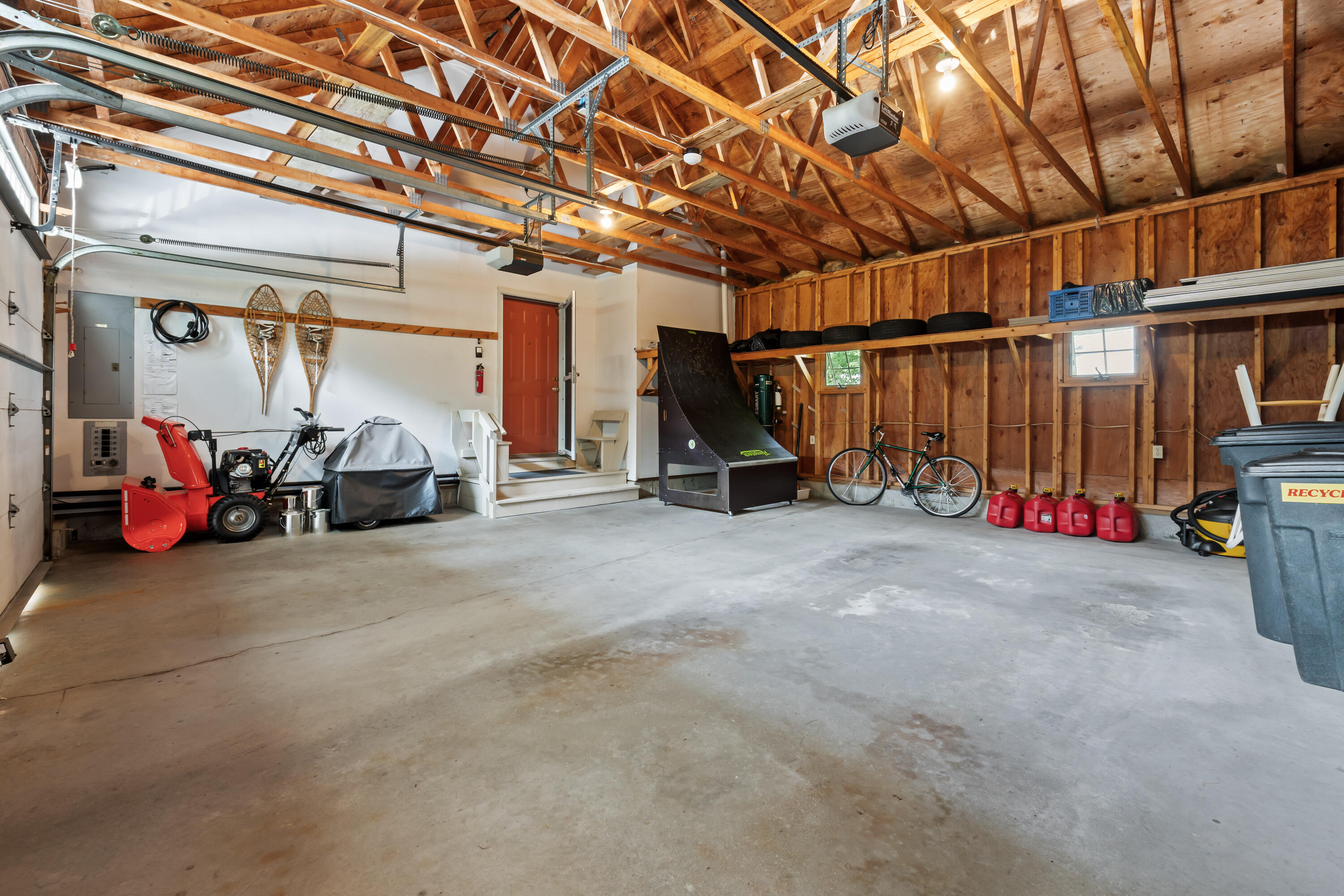 16 Locust Lane Brunswick ME 04011