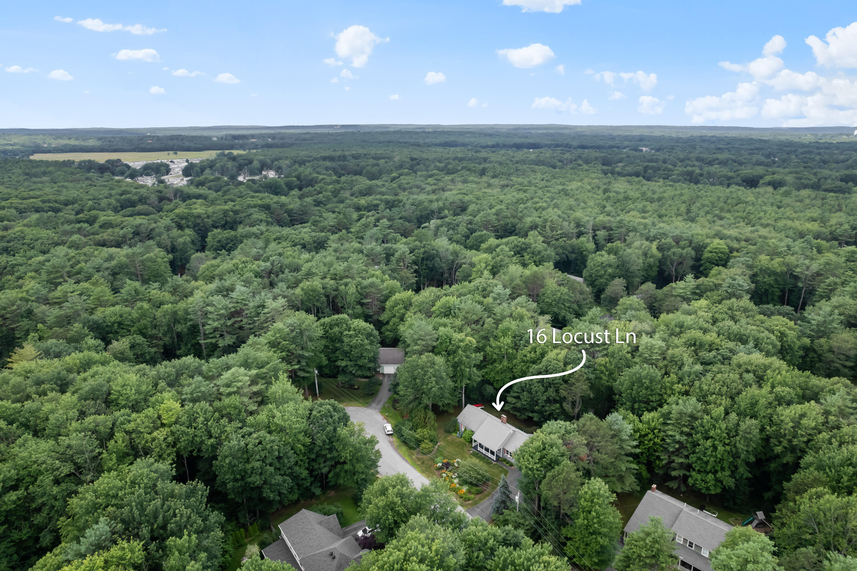 16 Locust Lane Brunswick ME 04011