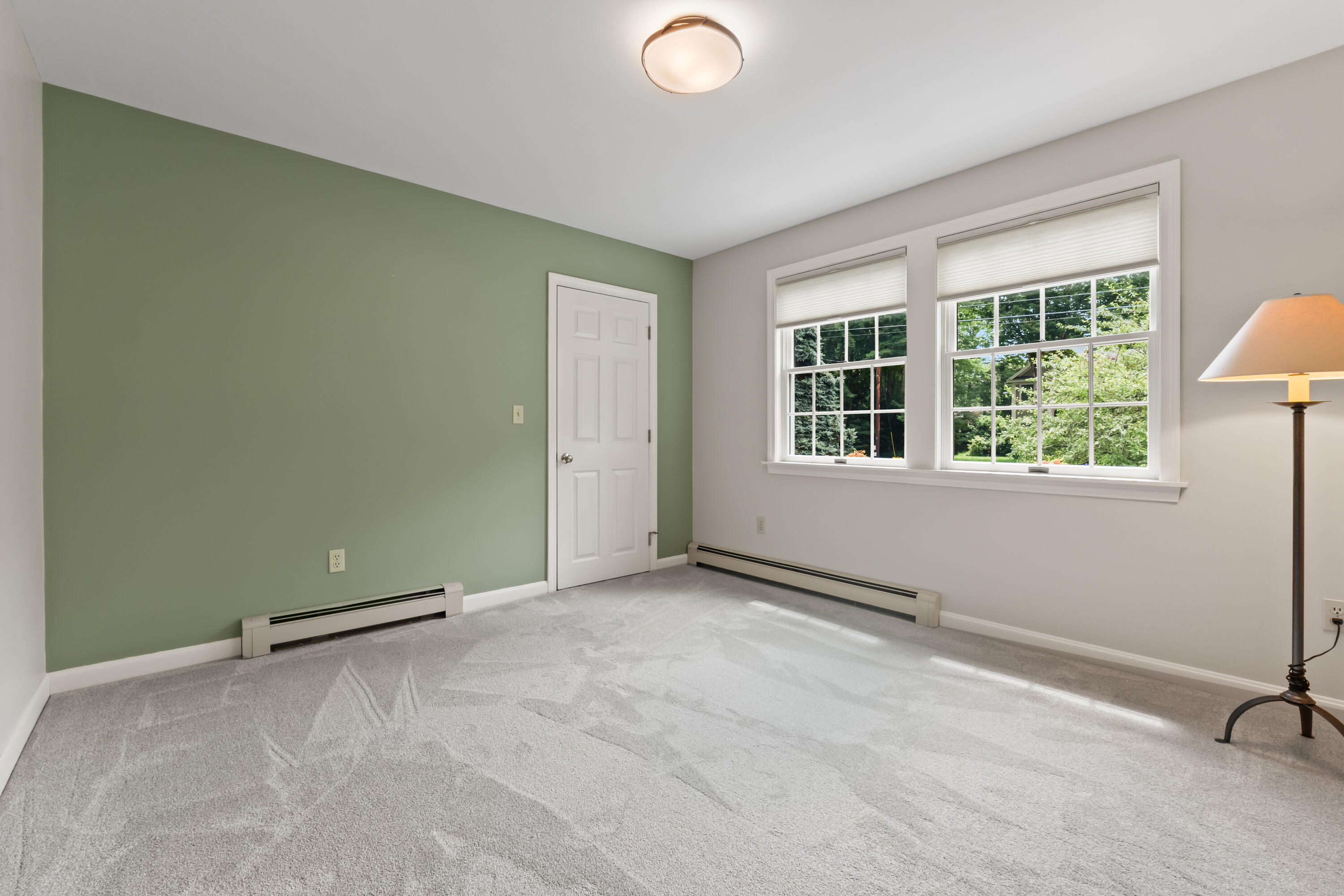 16 Locust Lane Brunswick ME 04011