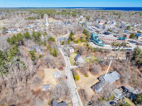 42 Lindsay Road York ME 03909