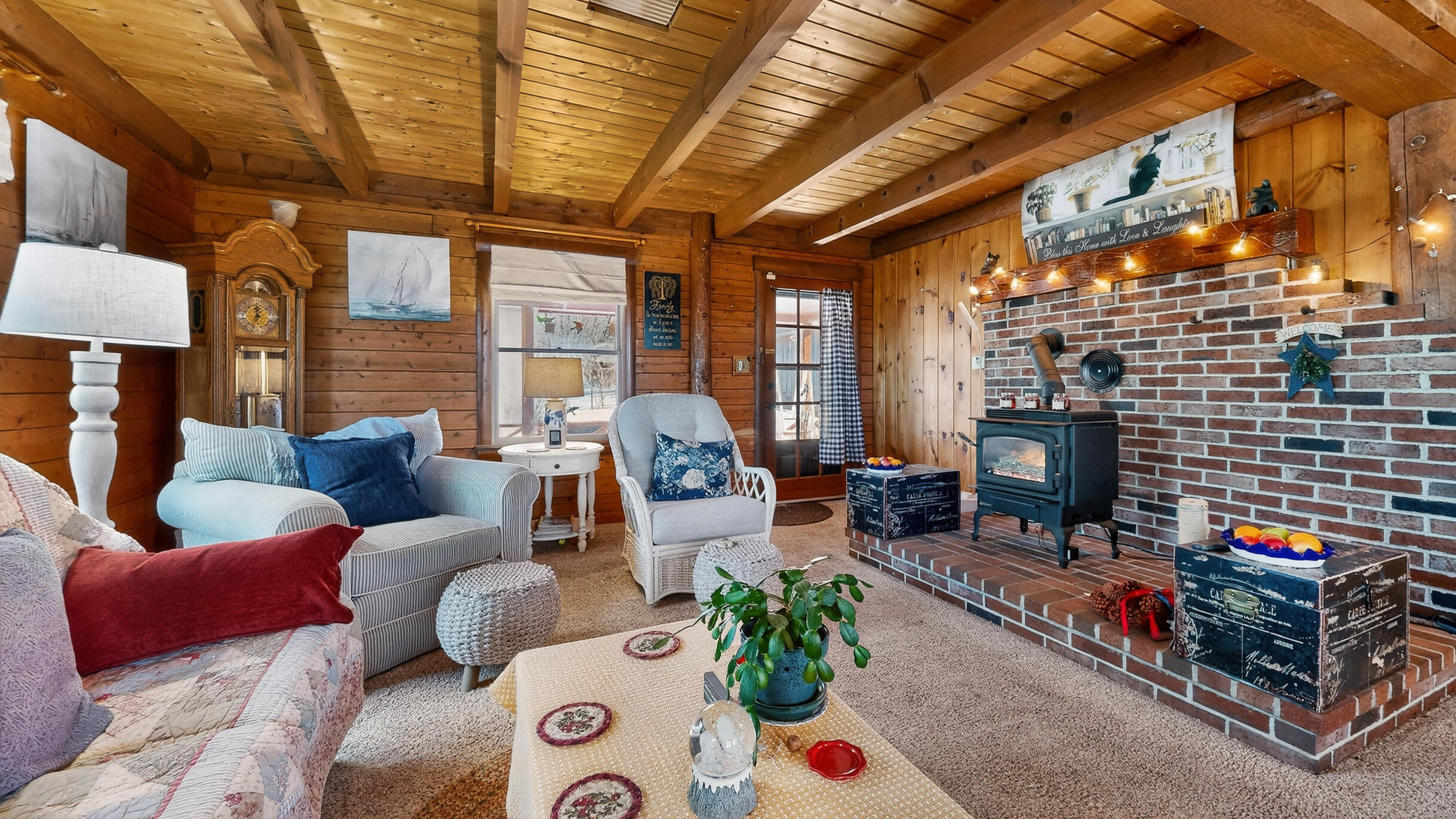 60 Brett Hill Road Paris ME 04281