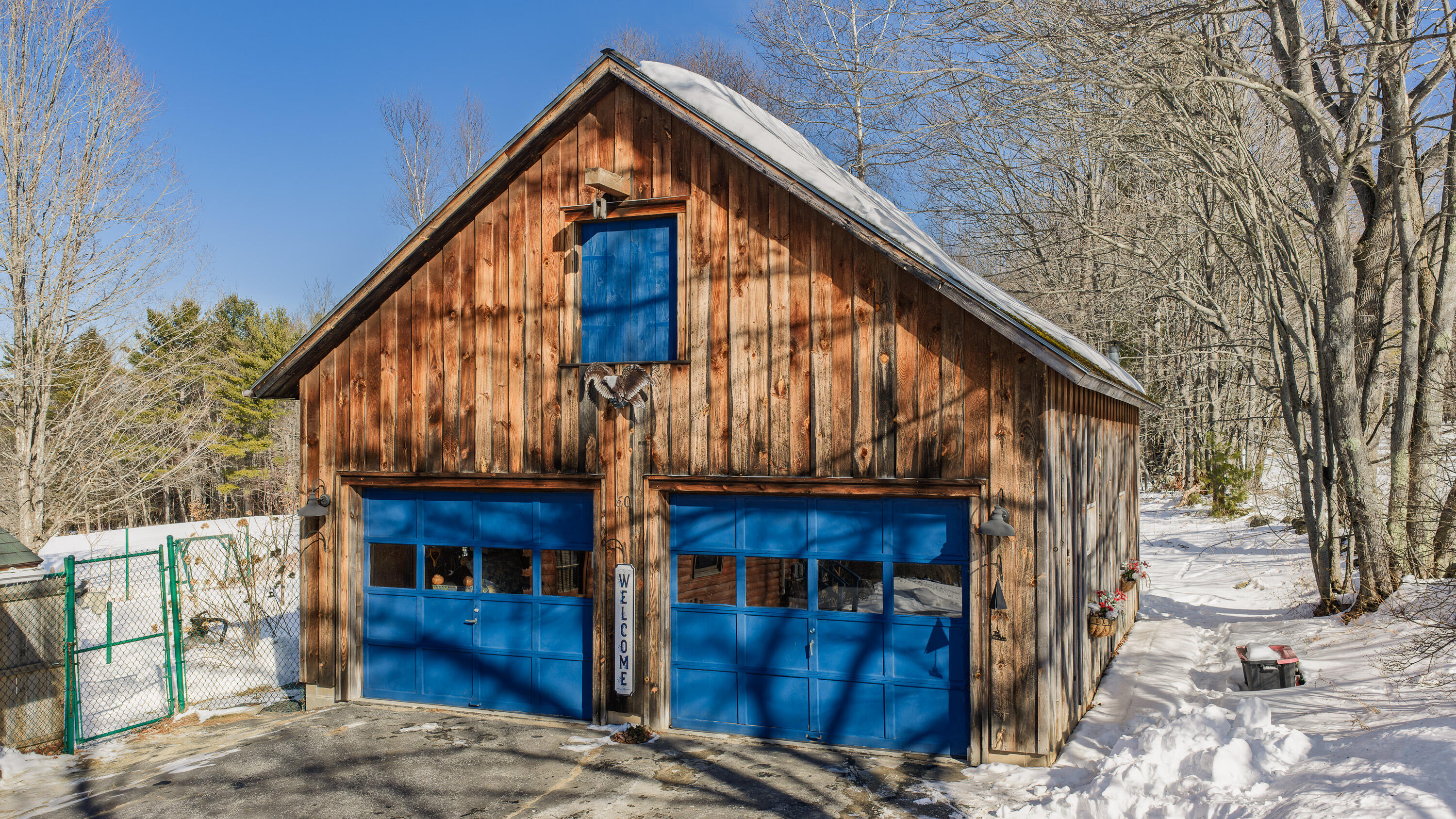 60 Brett Hill Road Paris ME 04281