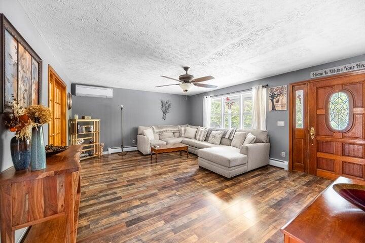 8 Hammond Lane Searsport ME 04974