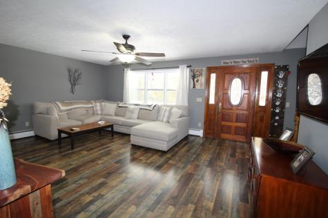 8 Hammond Lane Searsport ME 04974