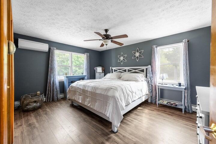 8 Hammond Lane Searsport ME 04974