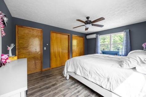 8 Hammond Lane Searsport ME 04974