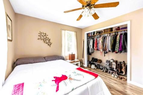 8 Hammond Lane Searsport ME 04974